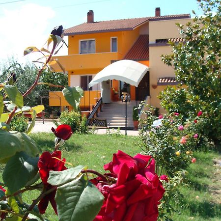 La Farfalla Fossacesia Exterior photo